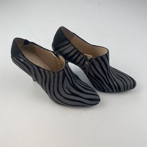 CALVIN KLEIN Jordan Women’s Zebra Hair Calf-Black/gray -Booties-Side‎ Zip-SZ 8 M